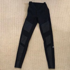Alo Yoga Moto leggings